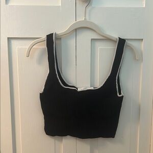 Black Ribbed Crop Top